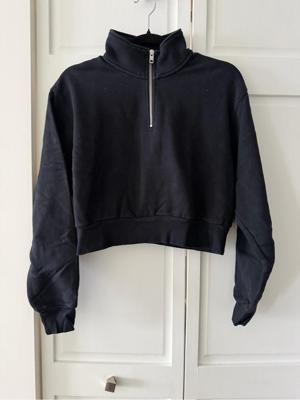Aritzia TNA Cropped Half Zip Fleece Sweatshirt Black Size S